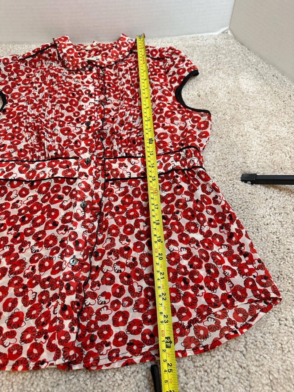 Odille Red Floral Cap Sleeve Blouse with Black Trim, size 4, 100% Silk pre loved - Picture 7 of 10